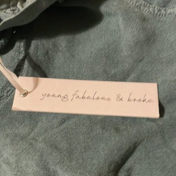 Young Fabulous and Broke ​Izzy Raw Edge Linen Blend Shorts M - Picture 7 of 7